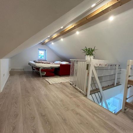 3 Zimmer Neubauwohnung In Der Schwaebischen Toskana เลอเวนชไตน์ ภายนอก รูปภาพ