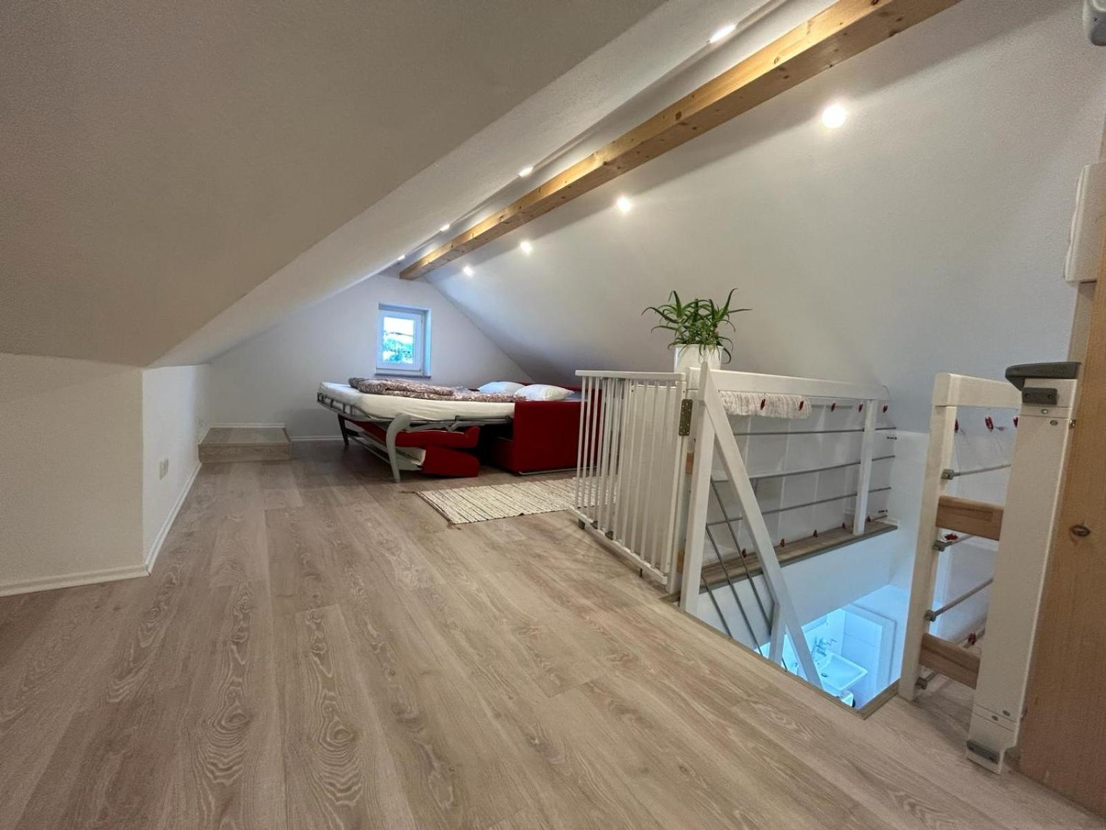 3 Zimmer Neubauwohnung In Der Schwaebischen Toskana เลอเวนชไตน์ ภายนอก รูปภาพ