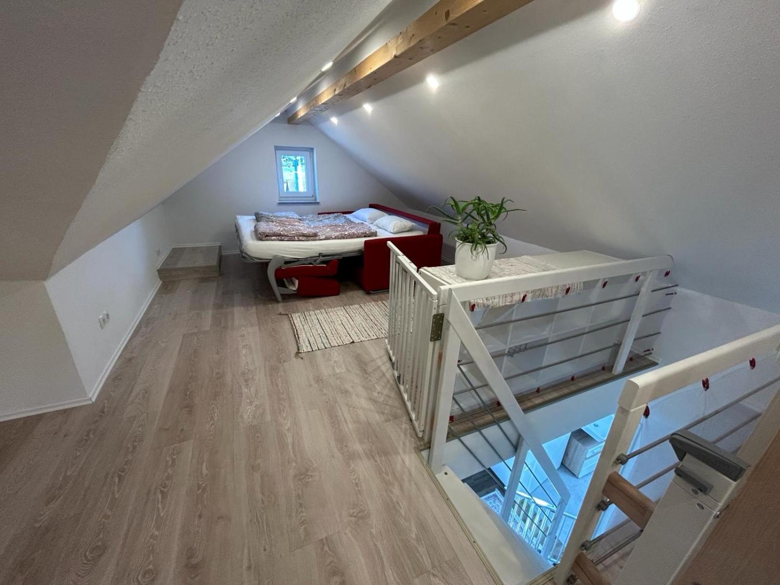 3 Zimmer Neubauwohnung In Der Schwaebischen Toskana เลอเวนชไตน์ ภายนอก รูปภาพ