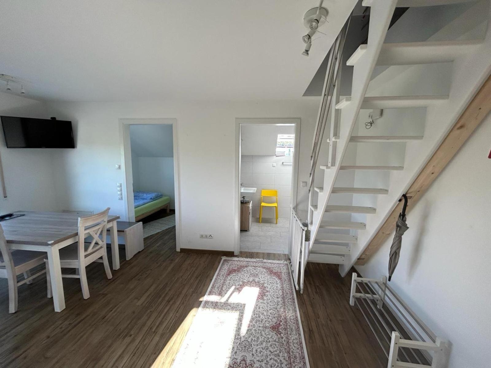 3 Zimmer Neubauwohnung In Der Schwaebischen Toskana เลอเวนชไตน์ ภายนอก รูปภาพ