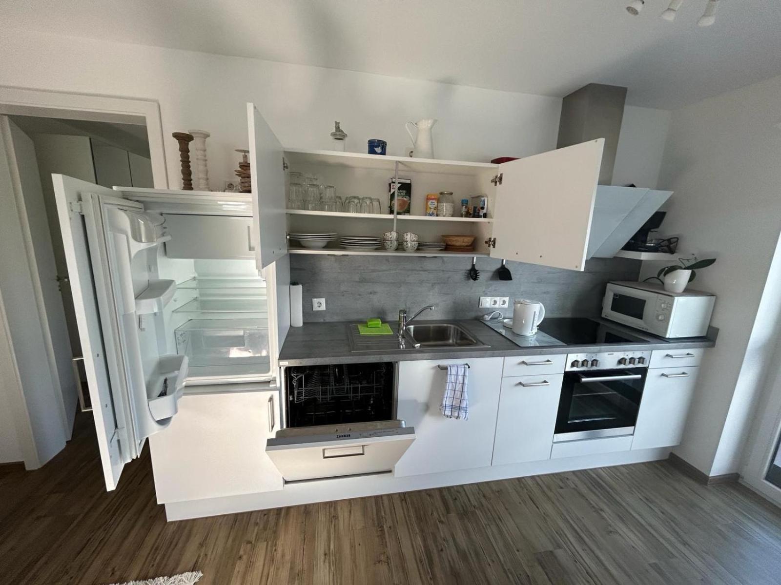 3 Zimmer Neubauwohnung In Der Schwaebischen Toskana เลอเวนชไตน์ ภายนอก รูปภาพ