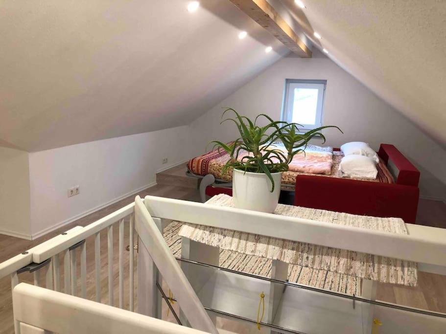 3 Zimmer Neubauwohnung In Der Schwaebischen Toskana เลอเวนชไตน์ ภายนอก รูปภาพ