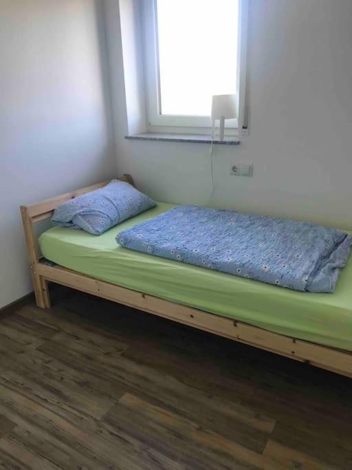 3 Zimmer Neubauwohnung In Der Schwaebischen Toskana เลอเวนชไตน์ ภายนอก รูปภาพ